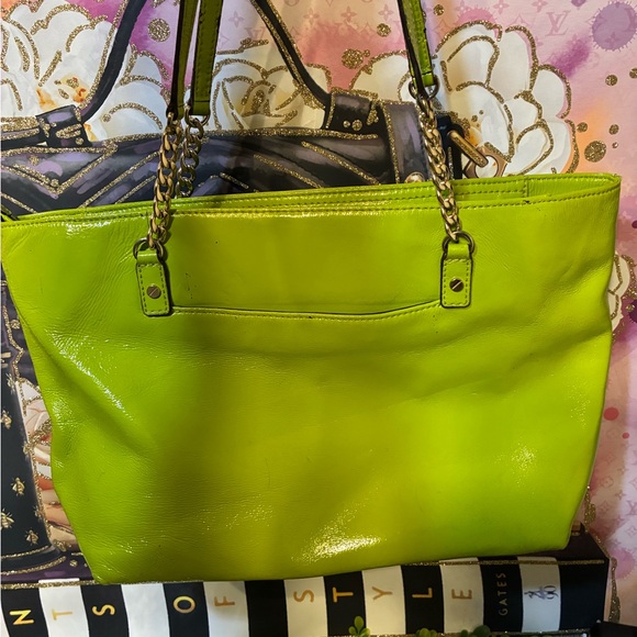 Micheal Kors Lime Green Tote Bag - Picture 13 of 13